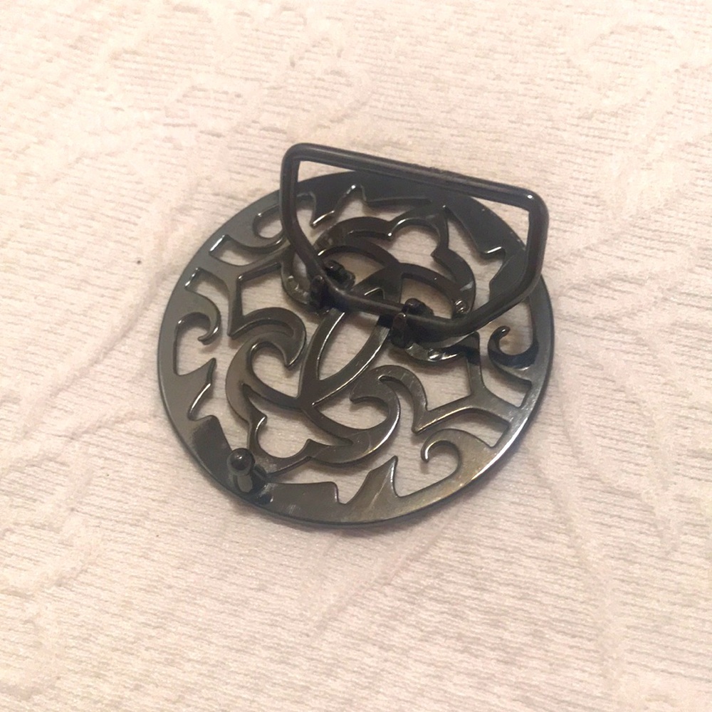 Buckle - Picture 5 of 5